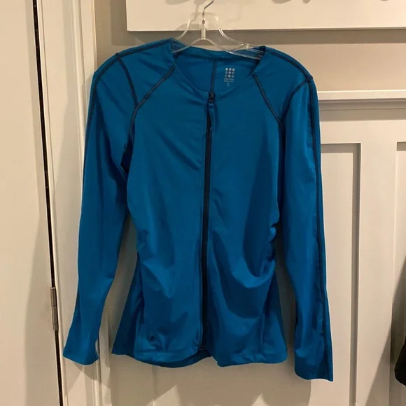 Title nine Swim Title Svelte Sunbuster Shirt Poshmark